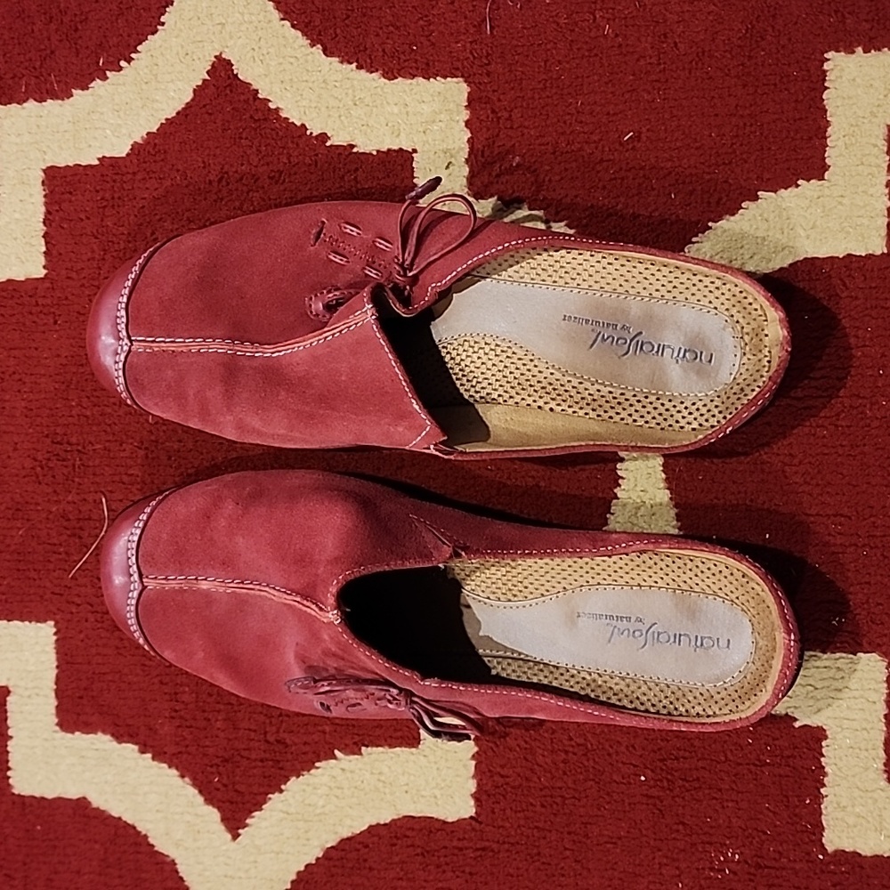 Naturalizer size 11 mules